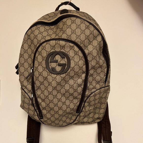 Large Gucci Backpack with Classic Design - Picture 1 of 2